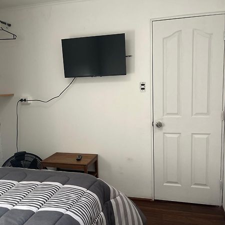 Hostel Tu Espacio Re - Habitaciones Cerca Del Aeropuerto 산티아고 외부 사진
