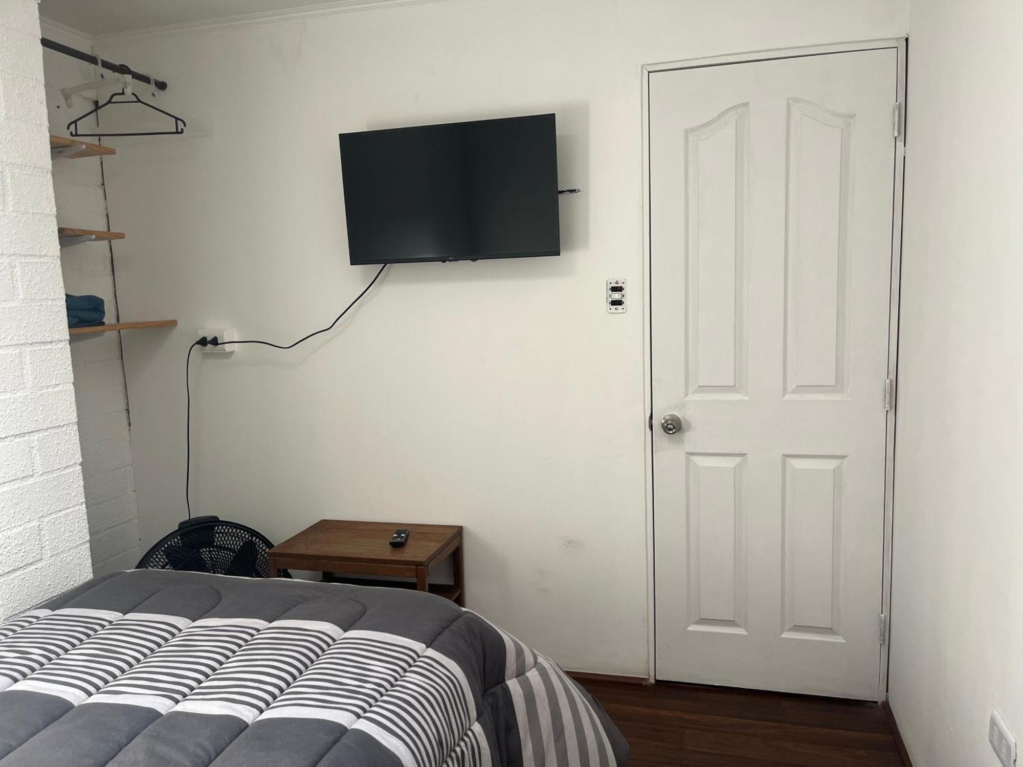 Hostel Tu Espacio Re - Habitaciones Cerca Del Aeropuerto 산티아고 외부 사진